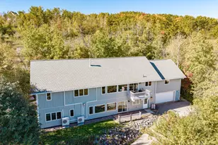 1424 E Skyline Pkwy, Duluth, MN 55802 - Photo 23