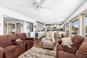 1424 E Skyline Pkwy, Duluth, MN 55802 - Photo 45