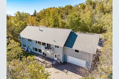 1424 E Skyline Pkwy, Duluth, MN 55802 - Photo 33
