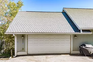 1424 E Skyline Pkwy, Duluth, MN 55802 - Photo 49