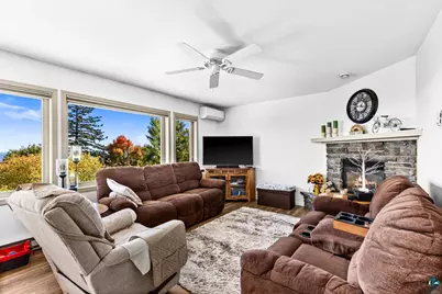 1424 E Skyline Pkwy, Duluth, MN 55802 - Photo 31