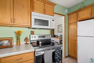 909 N 49th Ave E, Duluth, MN 55804 - Photo 17