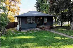 1906 E 6th St, Duluth, MN 55812 - Photo 3