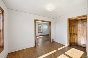 126 N 19th Ave W, Duluth, MN 55807 - Photo 17