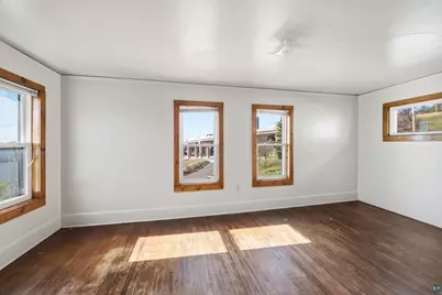 126 N 19th Ave W, Duluth, MN 55807 - Photo 19
