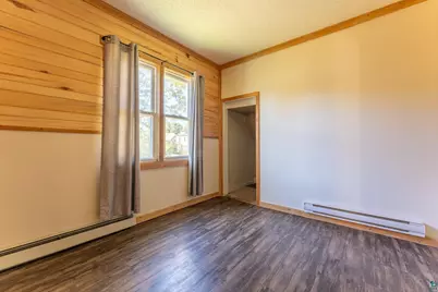 212 S 8th St, Virginia, MN 55792 - Photo 23