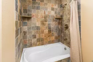 2126- L205 Water St, Duluth, MN 55812 - Photo 33