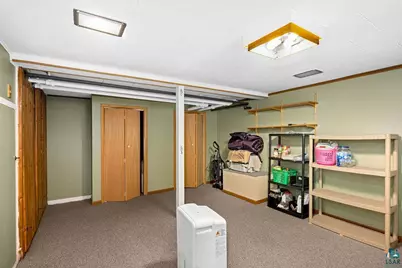2920 E 2nd St, Duluth, MN 55812 - Photo 15