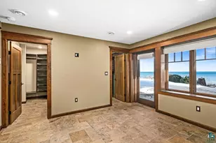 5220 London Rd, Duluth, MN 55804 - Photo 35