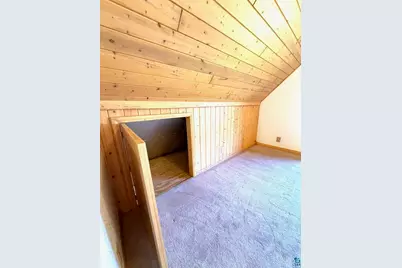 8561 Hwy 61 W, Schroeder Township, MN 55613 - Photo 33