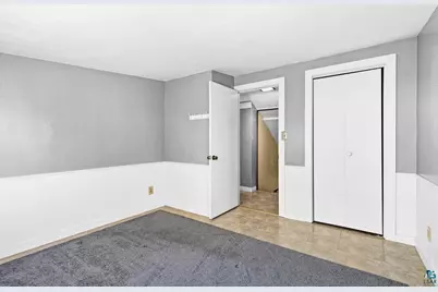 4886 1st Ave N, Duluth, MN 55803 - Photo 35