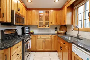 650 Leicester Ave, Duluth, MN 55803 - Photo 13