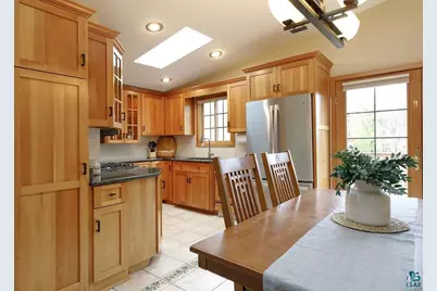 650 Leicester Ave, Duluth, MN 55803 - Photo 11