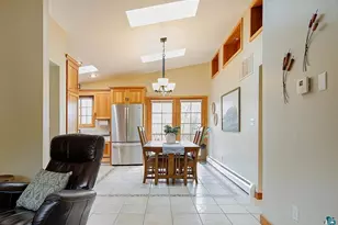 650 Leicester Ave, Duluth, MN 55803 - Photo 9