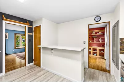 3810 E 4th St, Duluth, MN 55804 - Photo 13
