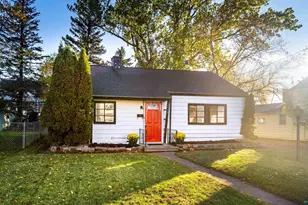 1410 Minnesota Ave, Duluth, MN 55802 - Photo 1