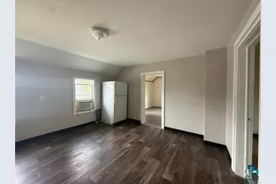 323 14th Ave W, Ashland, WI 54806 - Photo 9