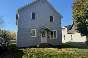 323 14th Ave W, Ashland, WI 54806 - Photo 1