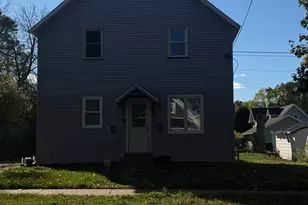 323 14th Ave W, Ashland, WI 54806 - Photo 1