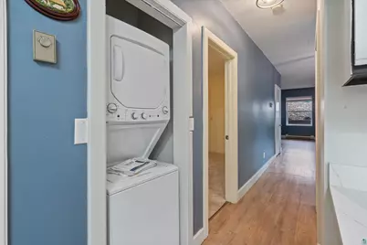 516 W 5th St #1, Duluth, MN 55806 - Photo 7
