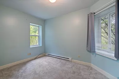 516 W 5th St #1, Duluth, MN 55806 - Photo 11