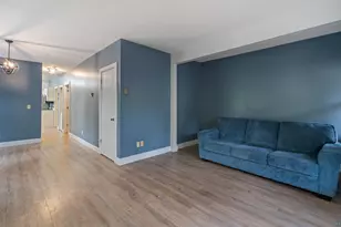 516 W 5th St, Duluth, MN 55806 - Photo 3