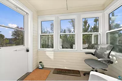 5811 Glenwood St, Duluth, MN 55804 - Photo 3