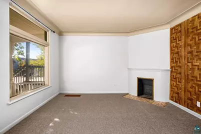 1125 E 4th St, Duluth, MN 55805 - Photo 5