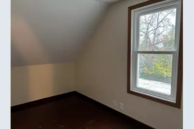 5222 Avondale St, Duluth, MN 55804 - Photo 13