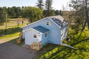 697 Ableiter Rd, Wrenshall, MN 55797 - Photo 3