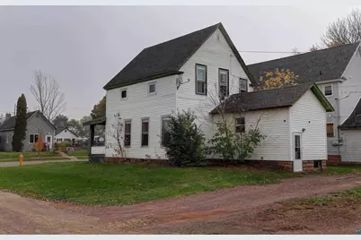 801 Vaughn Ave, Ashland, WI 54806 - Photo 5