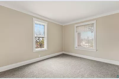 418 N 13th Ave E, Duluth, MN 55805 - Photo 9