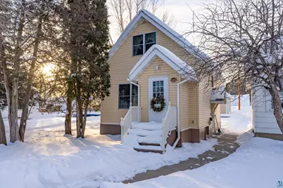104 W Conan St, Ely, MN 55731 - Photo 1