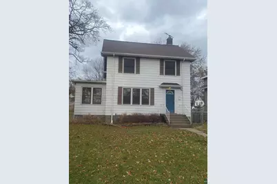 5201 Otsego St, Duluth, MN 55804 - Photo 1