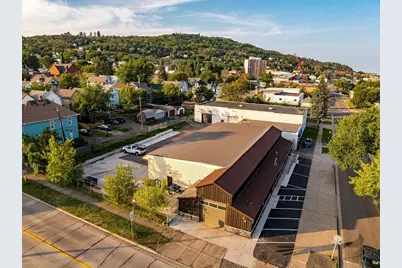 2321 W 1st St, Duluth, MN 55806 - Photo 1