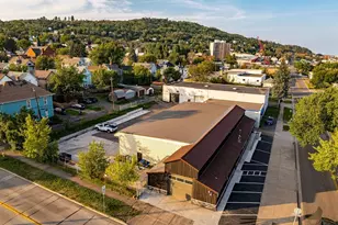 2321 W 1st St, Duluth, MN 55806 - Photo 1