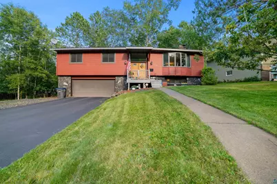 2140 Dunedin Ave, Duluth, MN 55803 - Photo 1