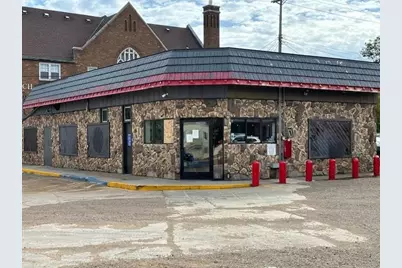 2202 1st Ave, Hibbing, MN 55746 - Photo 1