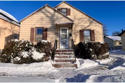 1524 15th Ave E, Hibbing, MN 55746 - Photo 1