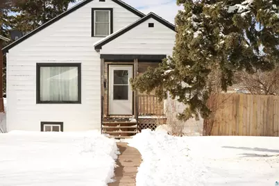 405 5th Ave E, Ashland, WI 54806 - Photo 1