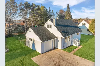 201 Arlington Rd, Hoyt Lakes, MN 55750 - Photo 1