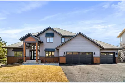 3710 North Ridge Rd, Duluth, MN 55804 - Photo 1