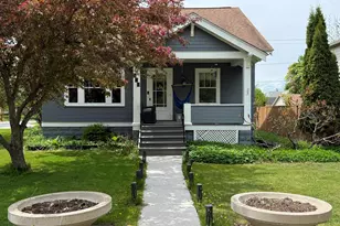 723 9th Ave W, Ashland, WI 54806 - Photo 1