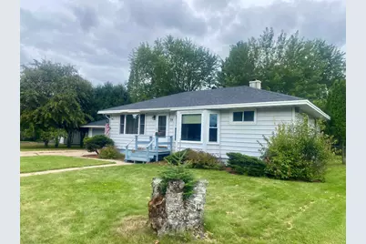 39 S Erie St, Aurora, MN 55705 - Photo 1