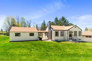 124 E Wabasha St, Duluth, MN 55803 - Photo 1