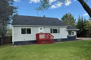 710 N Boundary Ave, Duluth, MN 55810 - Photo 1