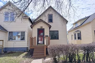 512 S 5th St, Virginia, MN 55792 - Photo 1