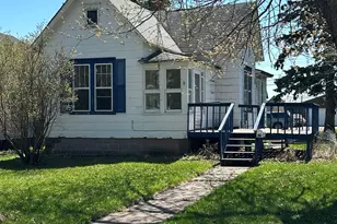 714 10th Ave, Two Harbors, MN 55616 - Photo 1