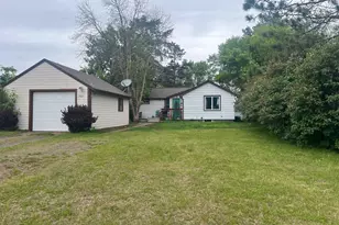 1505 Selmser Ave, Cloquet, MN 55720 - Photo 1