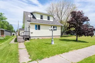 1509 N 58th St, Superior, WI 54880 - Photo 1